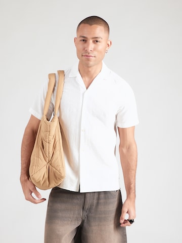 JJ Rebel Средняя посадка Рубашка 'JREBMOSS SUNNY' в Белый: спереди