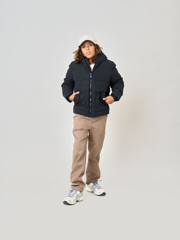 Manteau Deeluxe en noir