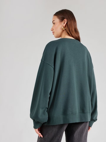 Sweat-shirt 'Tasha' WEEKDAY en vert