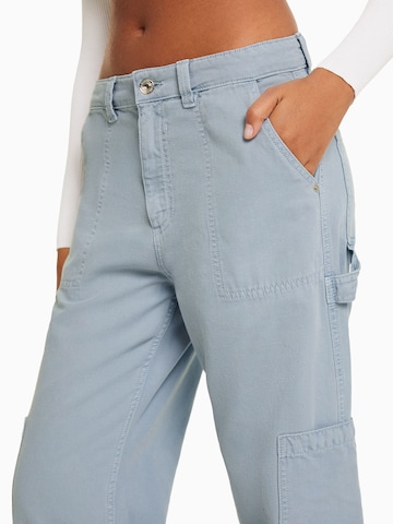 Loosefit Pantalon cargo Bershka en bleu