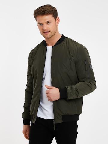 Threadbare Between-Season Jacket in Green: front