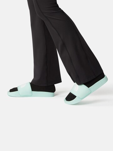 THE NORTH FACE Beach & swim shoe 'BASE CAMP' in Green: front