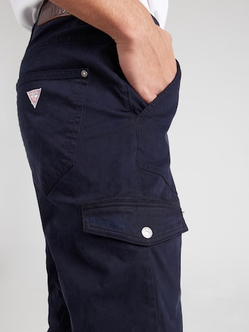 GUESS Tapered Hose 'NEW KOMBAT' in Blau