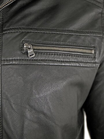 OTTO KERN - Chaqueta de entretiempo 'Men-105' en negro