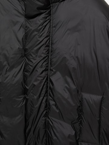 Pull&Bear Jacke in Schwarz