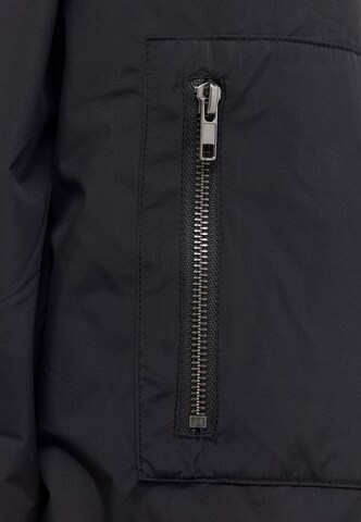MUSTANG Übergangsjacke in Schwarz