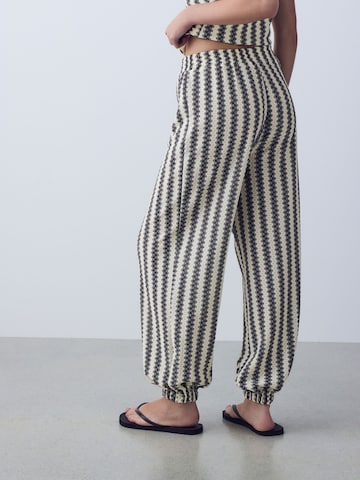 Next Tapered Hose in Schwarz
