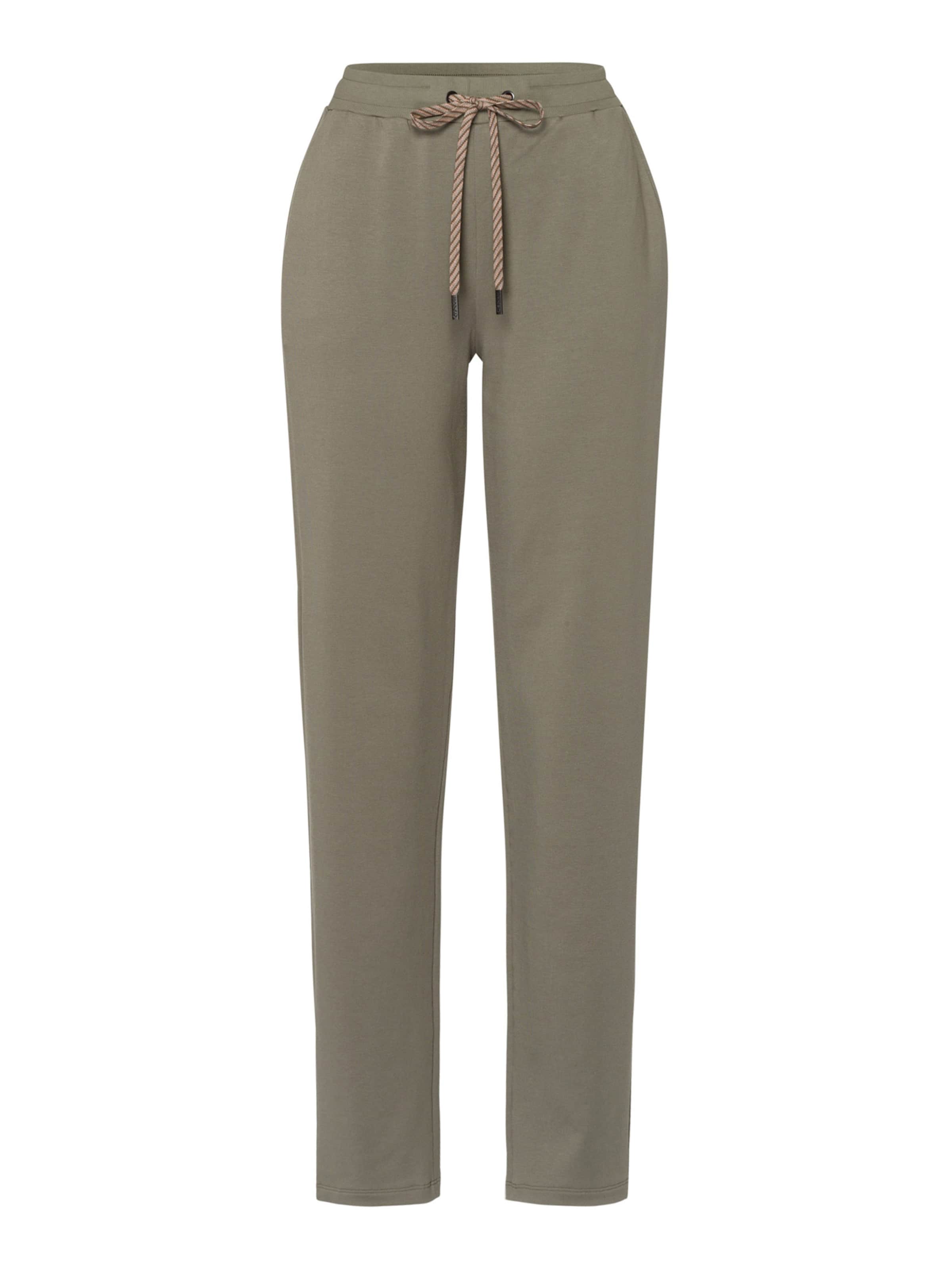 Hanro Regular Pants in Green: front