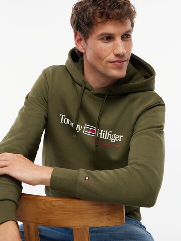 Bluză de molton de la TOMMY HILFIGER pe verde
