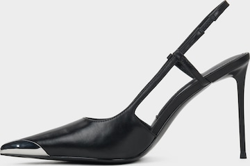 Estro Slingback Pumps '2618-3' in Black: front