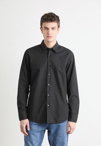 Coupe regular Chemise 'Relegant_6' BOSS en noir : devant