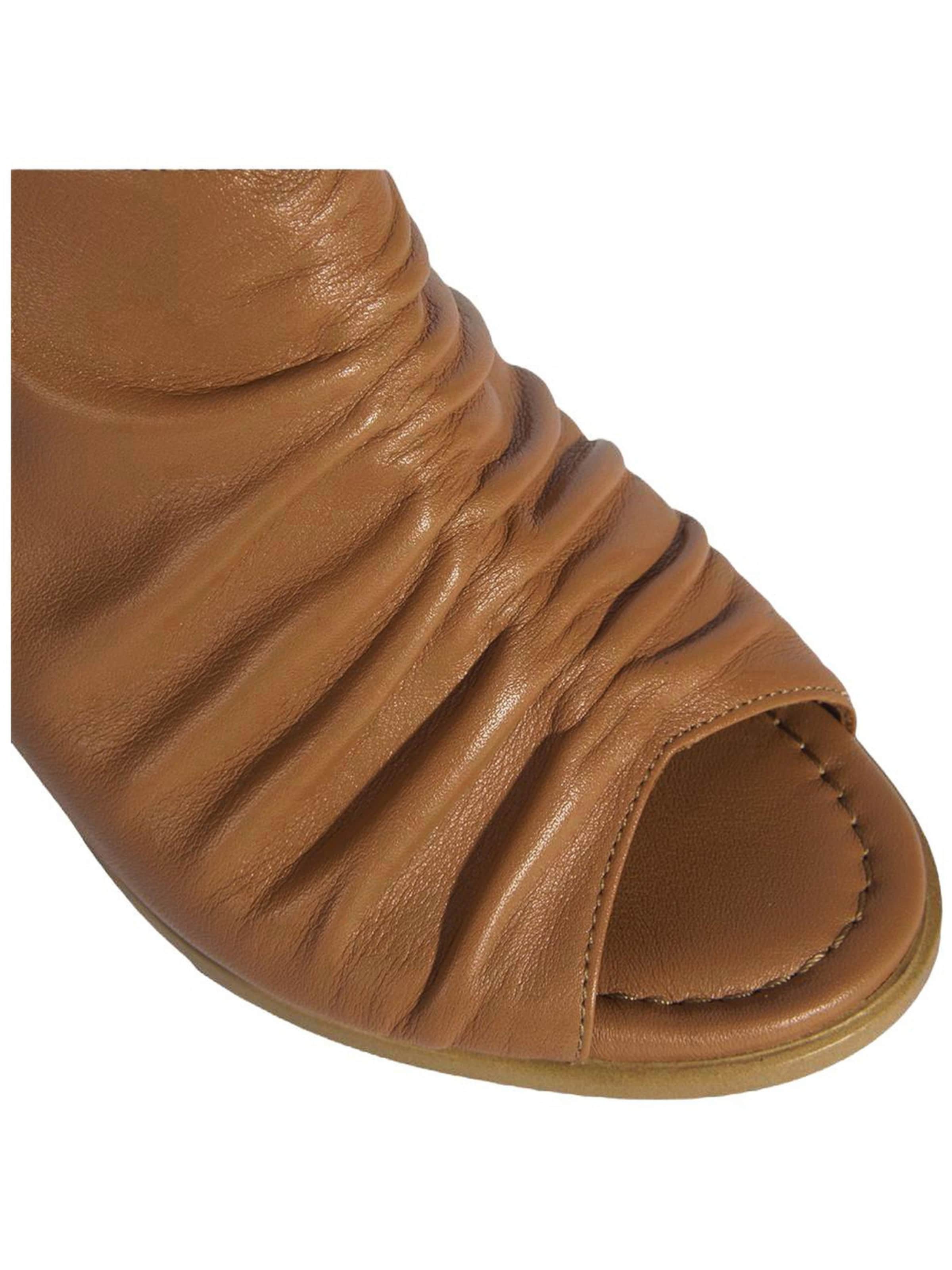 Desa T-Bar Sandals 'Sandalen' in Brown