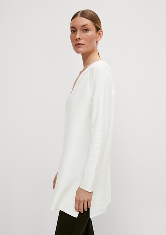 Pull-over COMMA en blanc : devant