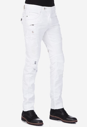 CIPO & BAXX Regular Jeans in Wit: voorkant