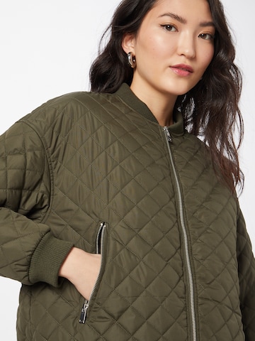 ABOUT YOU Between-Season Jacket 'Lali' in Green