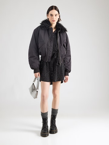 Hailys Kleid 'Je44ssie' in Schwarz