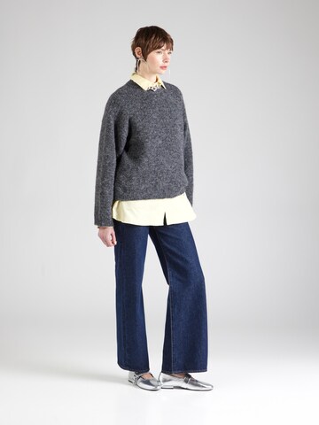 Pull-over Gina Tricot en gris