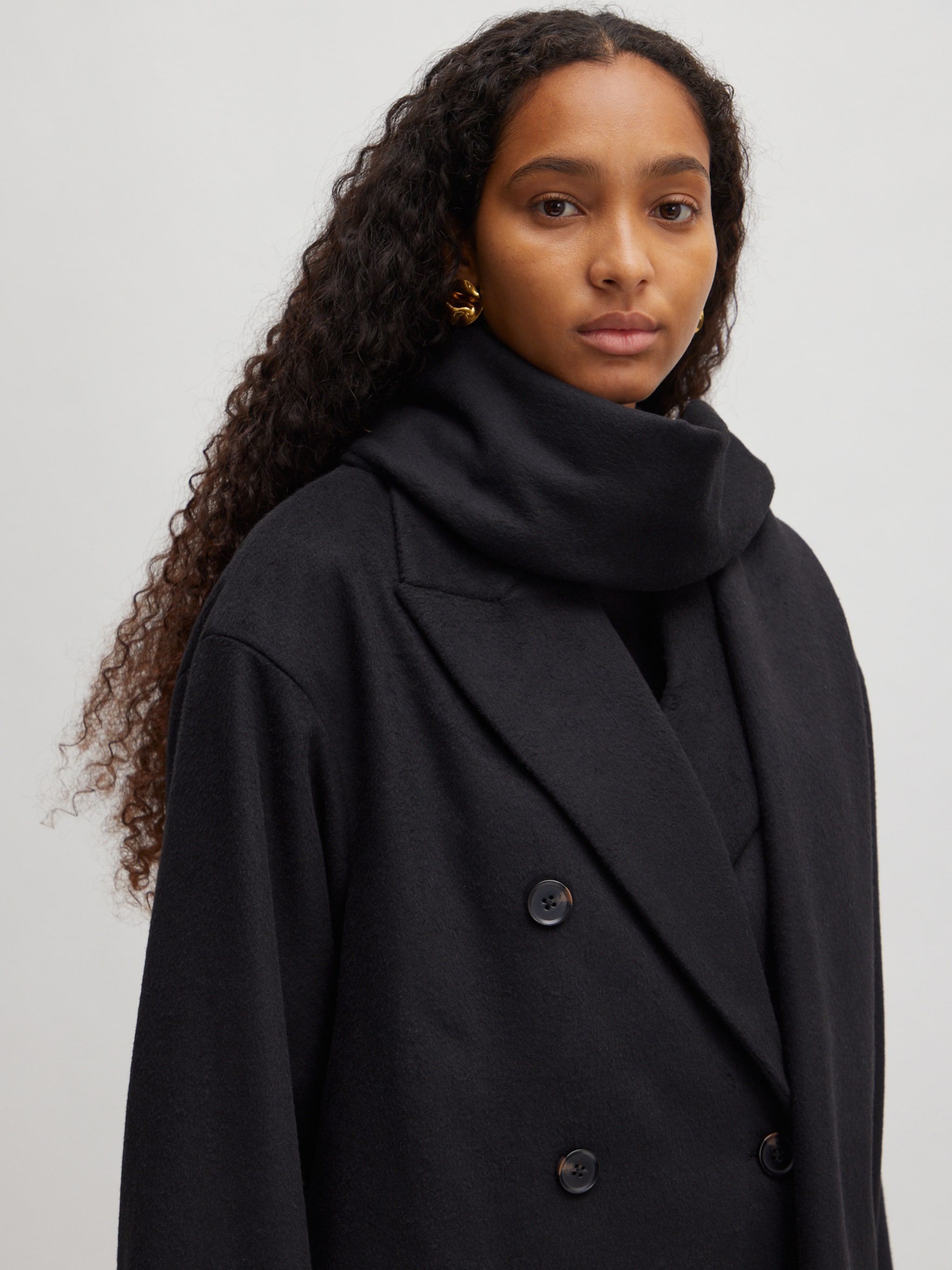 EDITED Produits Manteau mi-saison 'Chantal' noir