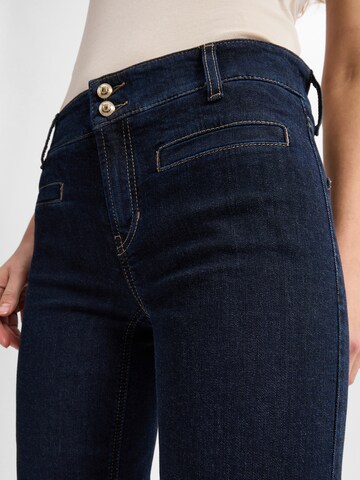 Cambio Regular Jeans ' Tessa ' in Blau