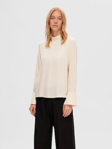 Chemisier 'Ivy' SELECTED FEMME en beige : devant