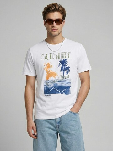 JJ Rebel Tričko 'JREBMASON' - Biela: predná strana