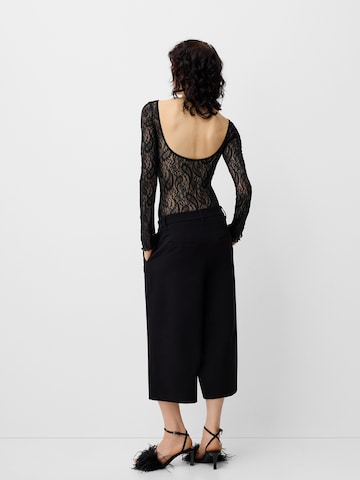 Bershka Paitabody värissä musta