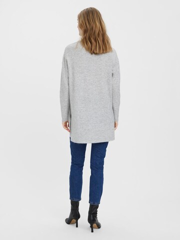 VERO MODA Sweter 'Plaza' w kolorze szary