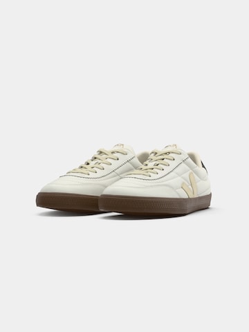 Veja Sneakers laag 'Panenka' in Wit