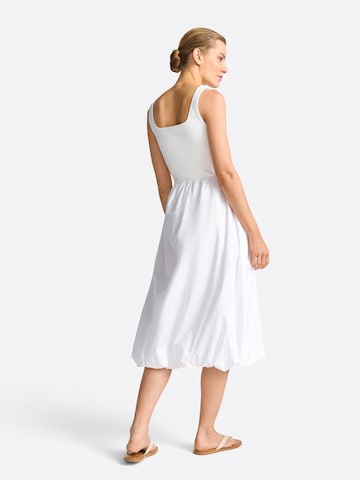 Rich & Royal - Vestido em branco
