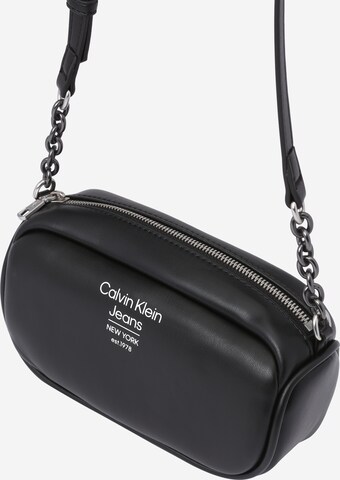 Sac à bandoulière Calvin Klein Jeans en noir