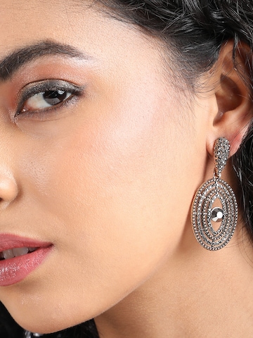 Boucles d'oreilles ' Kara ' SOHI en noir