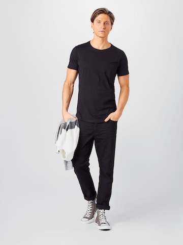 Coupe regular T-Shirt 'PHILIPPO' Key Largo en noir