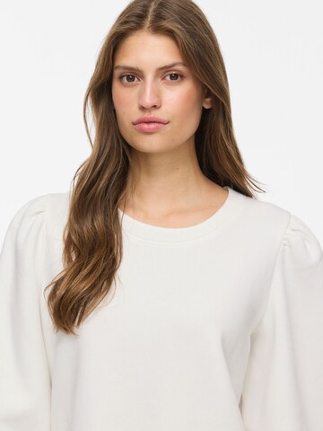 Sweat-shirt 'VIVera' VILA en blanc
