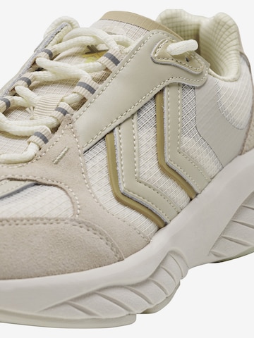 hummel hive Sneaker in Beige