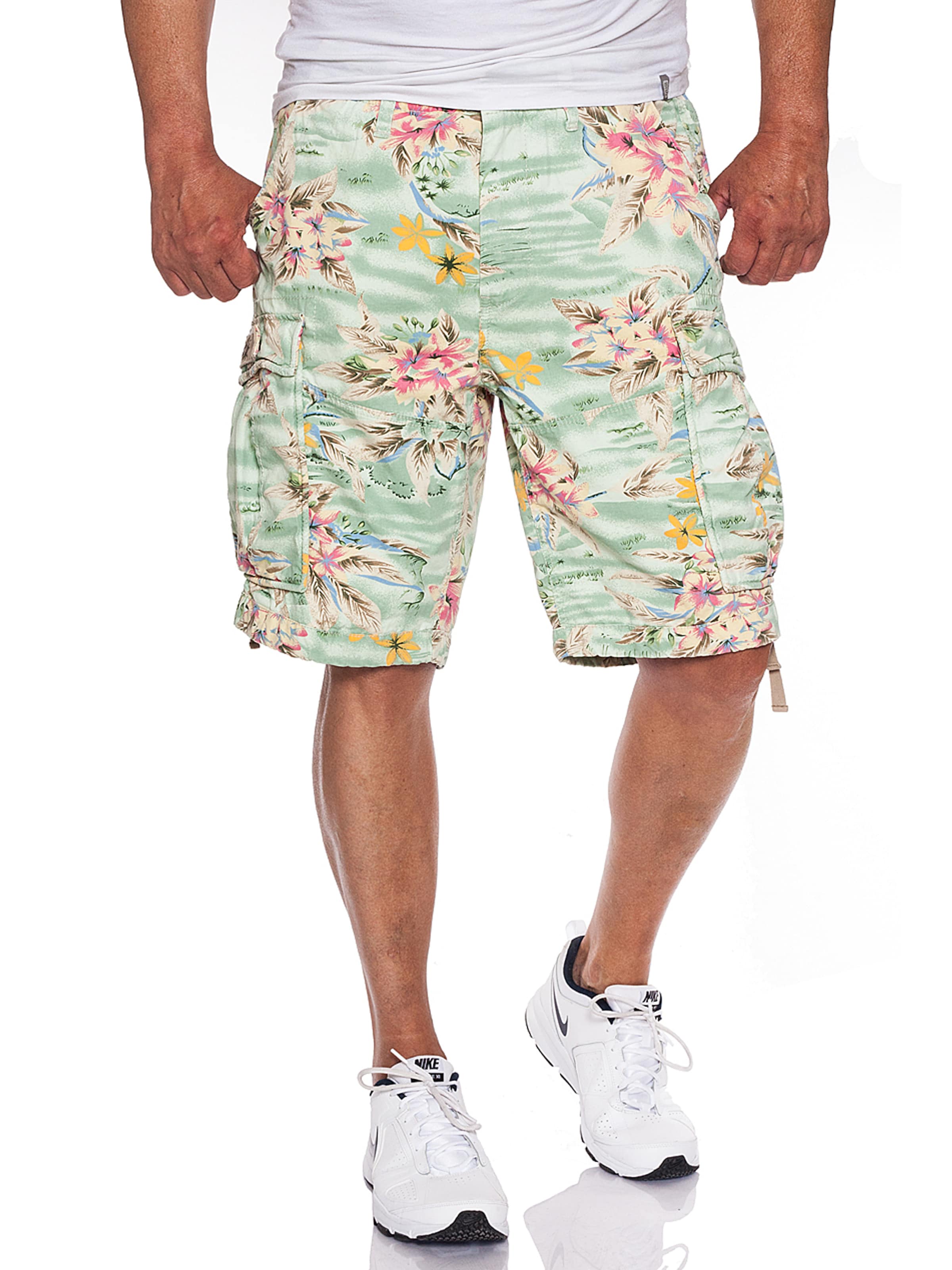 JET LAG Regular Cargo Pants 'Flowers' in Green: front