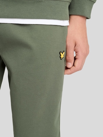 Lyle & Scott Regular Pants in Green