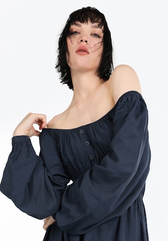 Robe Colin's en bleu