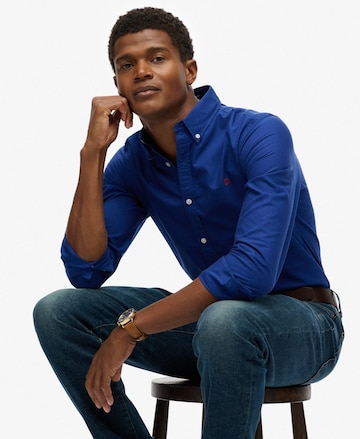Coupe regular Chemise 'Oxford' Superdry en bleu