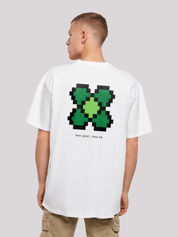 F4NT4STIC Shirt 'Silvester Happy New Year Pixel Kleeblatt' in Wit