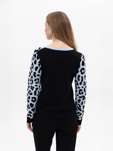 Passioni Sweater in Grey