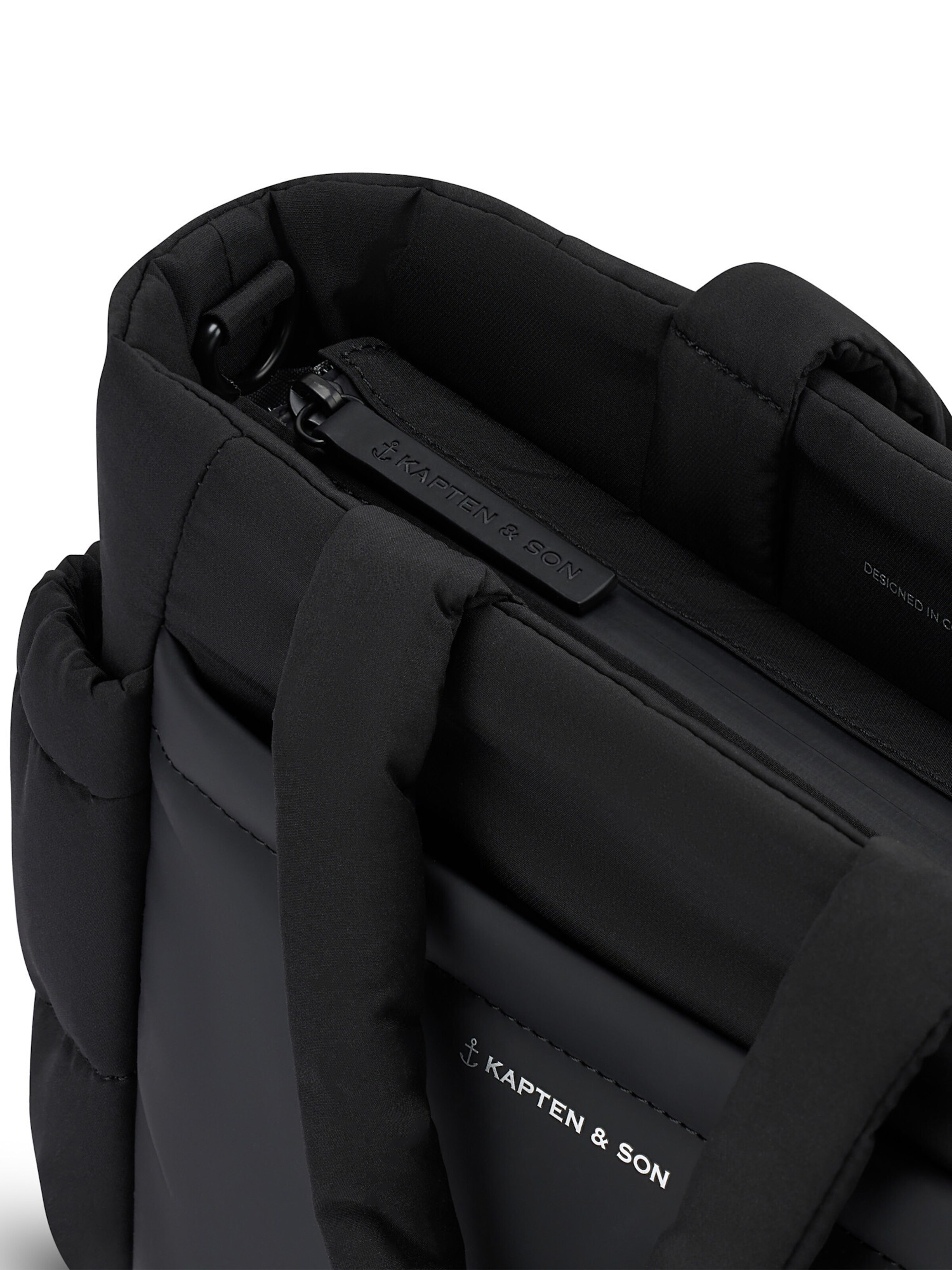 Kapten & Son Handtasche 'Hellvi Cloud Small' in Schwarz