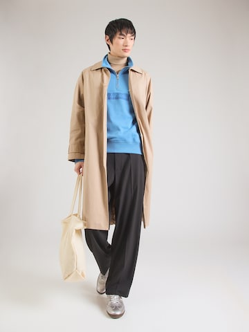 NAPAPIJRI Sweatshirt in Blau