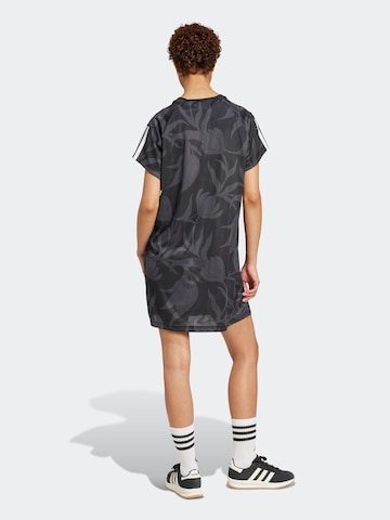 Abito sportivo 'Tiro' di ADIDAS SPORTSWEAR in grigio