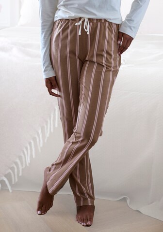 LASCANA Pyjamasbyxa i brun
