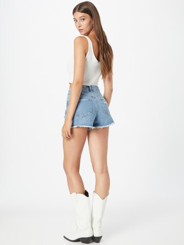 ABOUT YOU Regular Shorts 'Fatou' in Blau