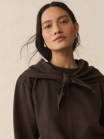 NextPulover - smeđa boja