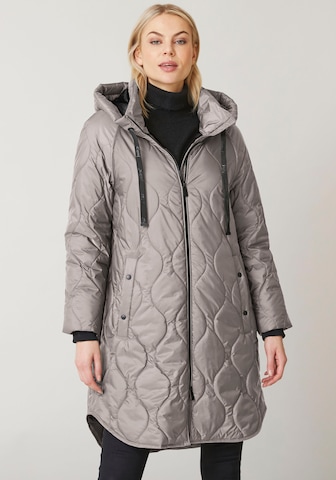 JUNGE Winter Jacket in Grey: front