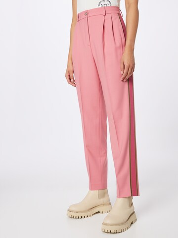 Regular Pantalon à pince TOMMY HILFIGER en rose : devant