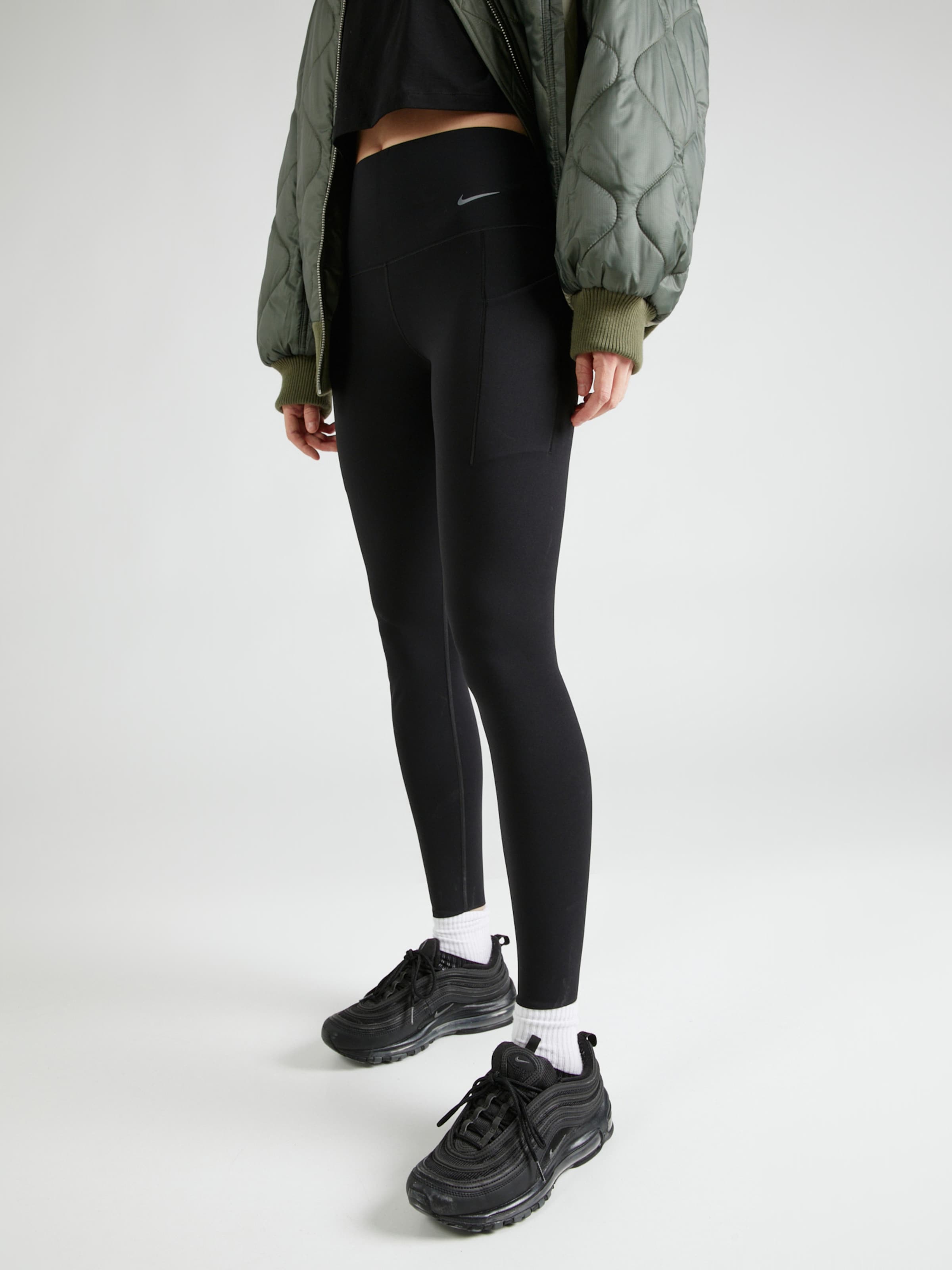 NIKE Skinny Workout Pants UNIVERSA in Black ABOUT YOU