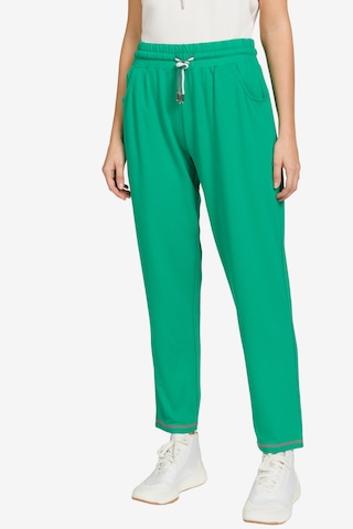 Gina Laura Pants in Green: front